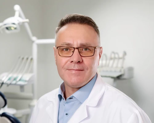 Dr. Soyfer is a leading dentist at Arlington Dental Care